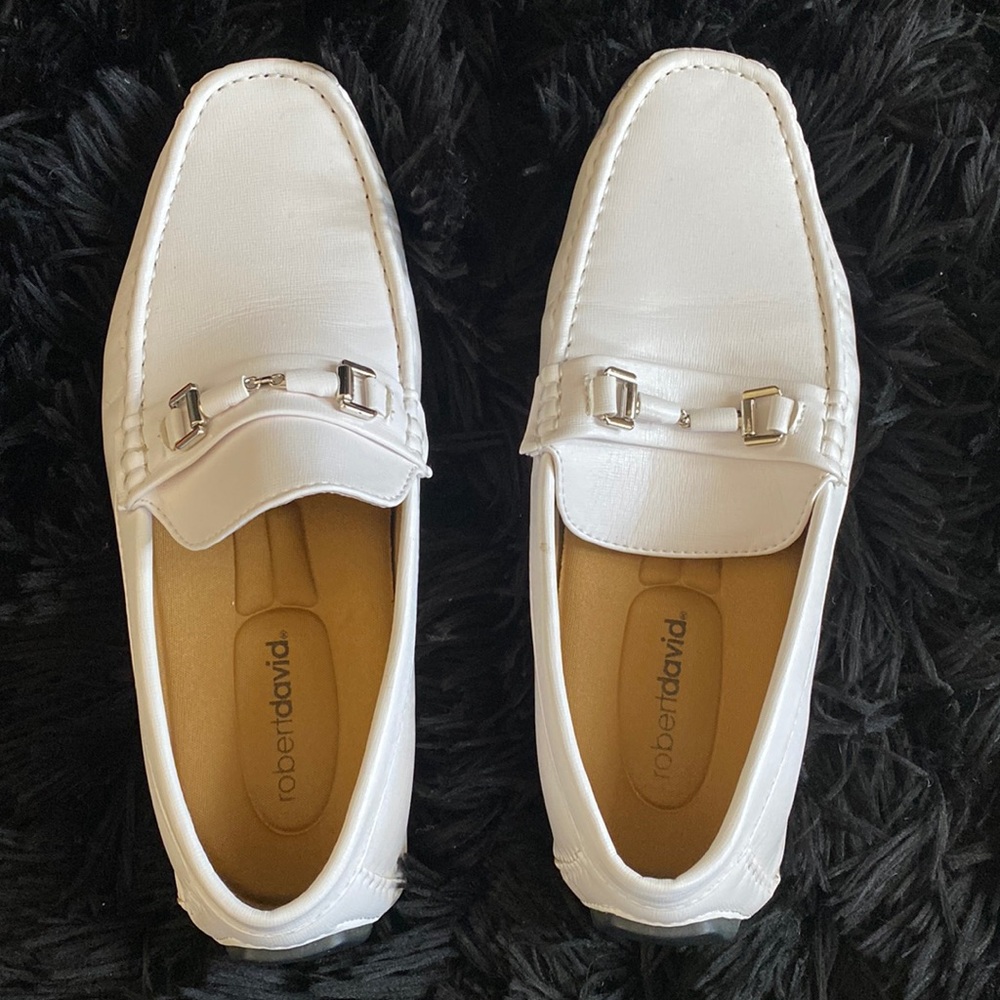 White Men’s Robert David Shoes size 8.5
